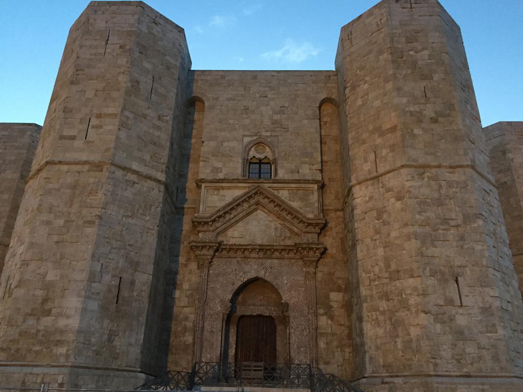 Il Falco Castel Del Monte (Apulia)
